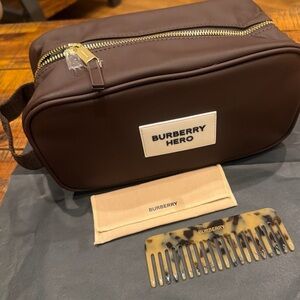 Burberry Brown Men's toiletries spacious Bag plus matching comb